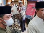 Mantan gubernur DKI Jakarta Anies Baswedan (kanan) dan Wali Kota Solo Gibran Rakabuming Raka usai sarapan bersama di Hotel Novotel, Solo, Selasa, 15 November 2022.