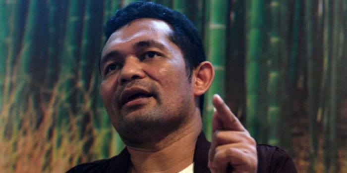 Pengamat politik Boni Hargens memberikan keterangan pers terkait tuduhan pemakaian narkoba di Jakarta, Rabu (12/7).