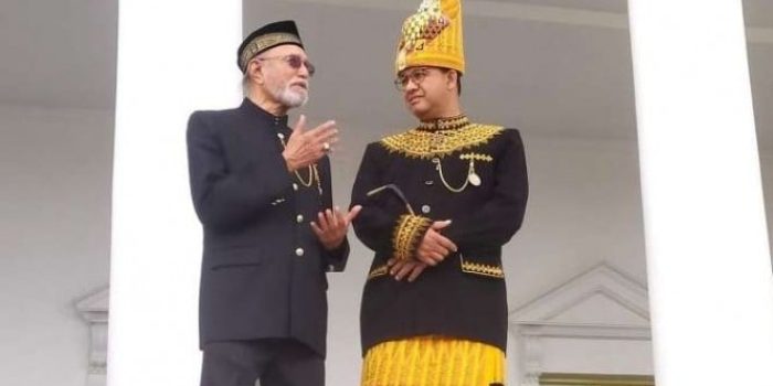Wali Nanggroe Aceh Tgk Malik Mahmud Al Haytar Bersama Anies Baswedan