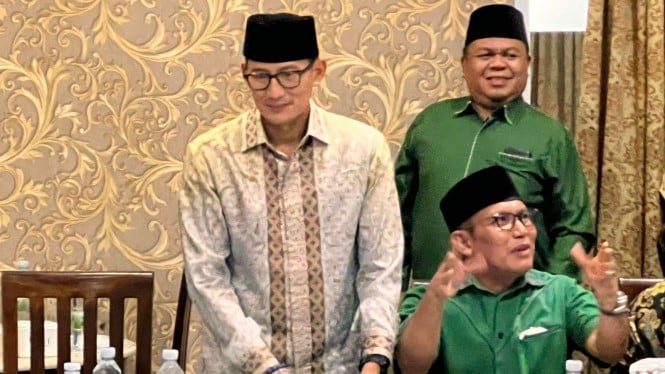 Sandiaga Uno bertemu tokoh senior PPP, Rusli Effendi, di Pekanbaru, Riau