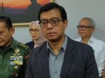 Gubernur Lembaga Ketahanan Nasional (Lemhannas) Andi Widjajanto usai konferensi pers di Gedung Lemhannas RI, Jakarta, Rabu, 21 Desember 2022.
