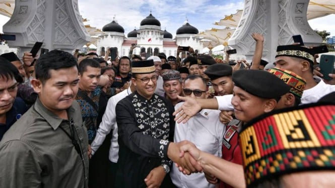 Anies Baswedan saat di Masjid Raya Baiturrahman Aceh