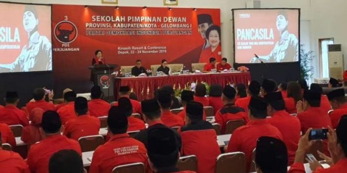 Ketua Umum PDIP Megawati Soekarnoputri di acara sekolah partai PDIP.