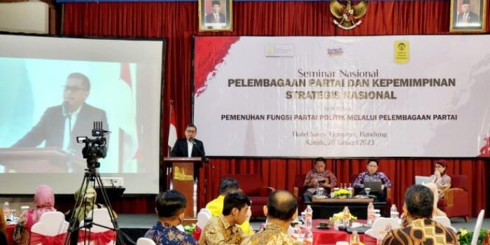 Sekjen PDIP Hasto Kristiyanto dalam Seminar Nasional Pelembagaan Parpol