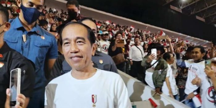Presiden Jokowi di acara musra relawan